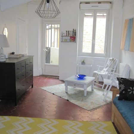 Gite De La Madeleine 80 M2 图尔尼 外观 照片