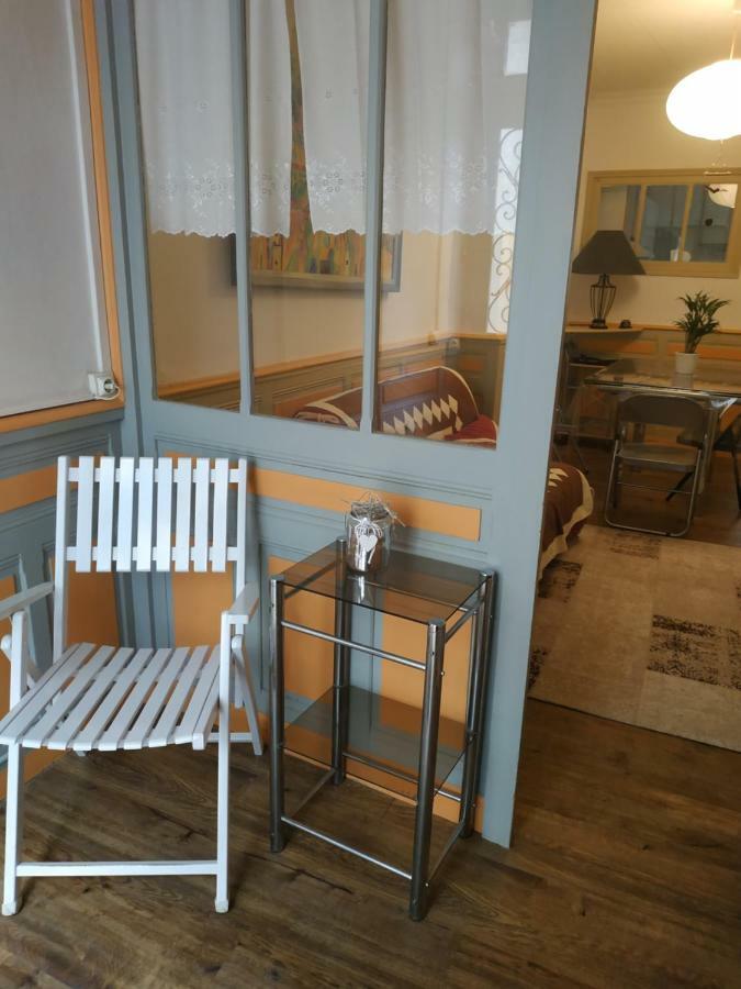 Gite De La Madeleine 80 M2 图尔尼 外观 照片